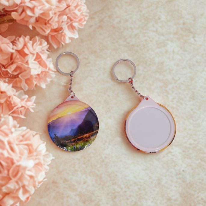 keychain with mirror keychain with mirror